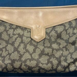 Yves Saint Laurent Clutch
